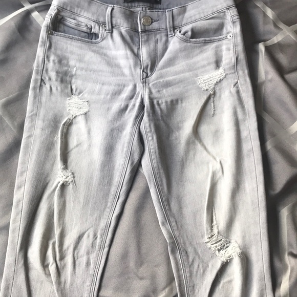 Express Jeans Distressed - Picture 3 of 3